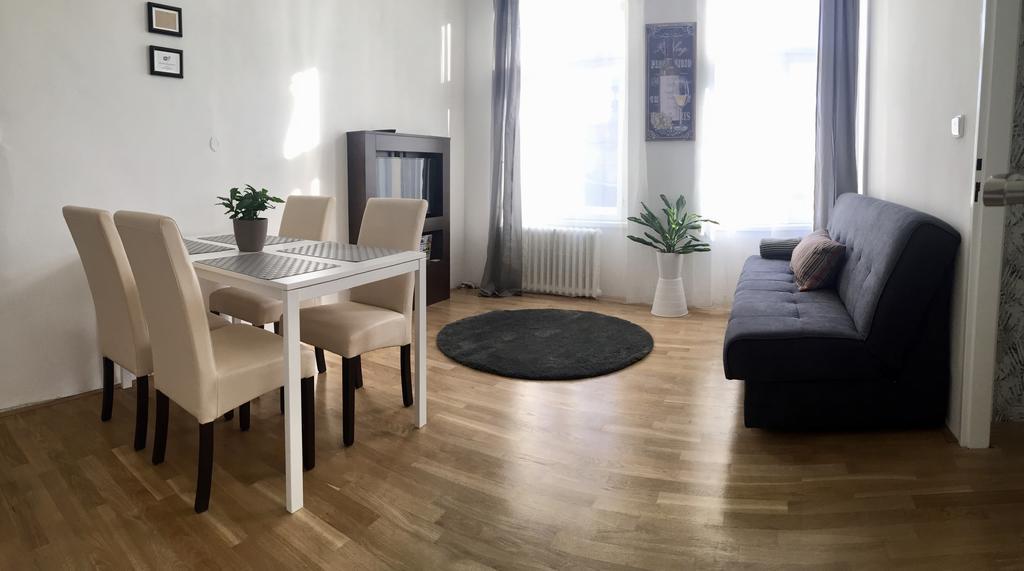 Beautiful Apartments In Prag Exteriör bild