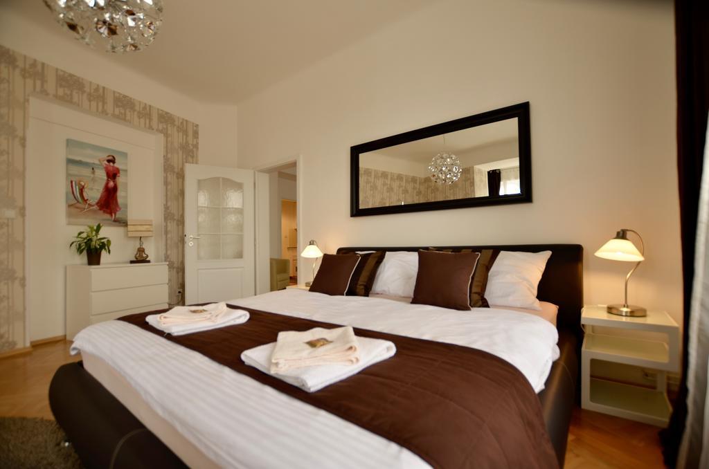 Beautiful Apartments In Prag Exteriör bild